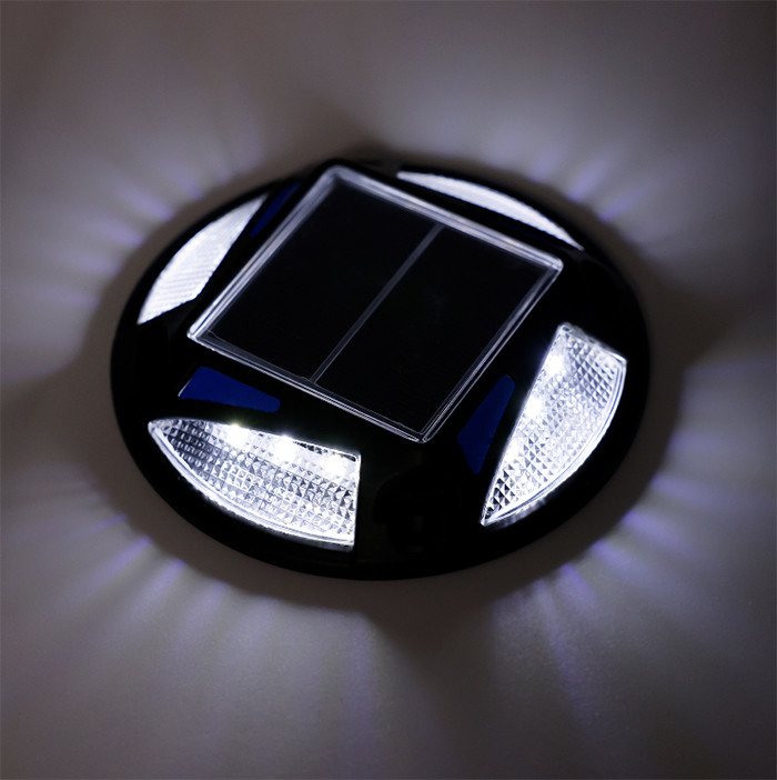 Multicolore esterno IP65 impermeabile a energia solare RGB LED luci da giardino lampada da cortile