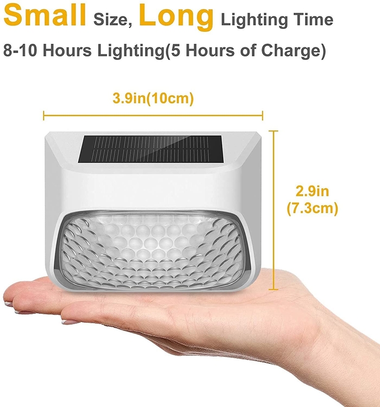 Luce di recinzione solare a LED con IP65 livello impermeabile 15 ore di tempo di lavoro ABS PMMA