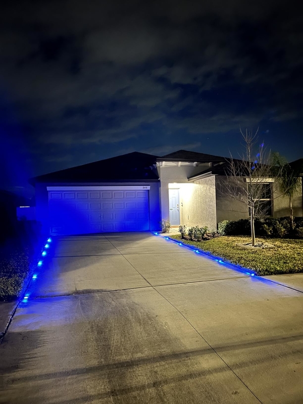 107*95*23mm Luce stradale a energia solare LED Luce riflettente di terra Luce di avvertimento del ponte