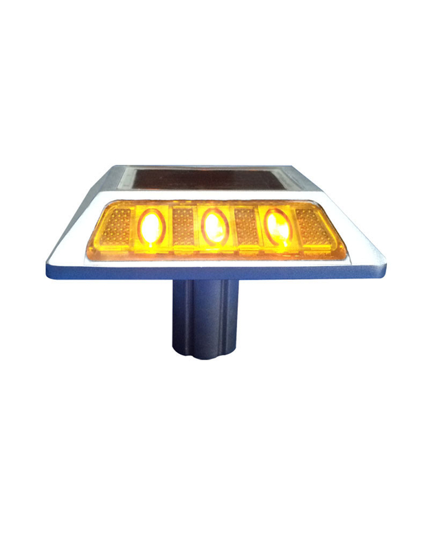 Lampada di segnalazione del traffico alimentata da energia solare