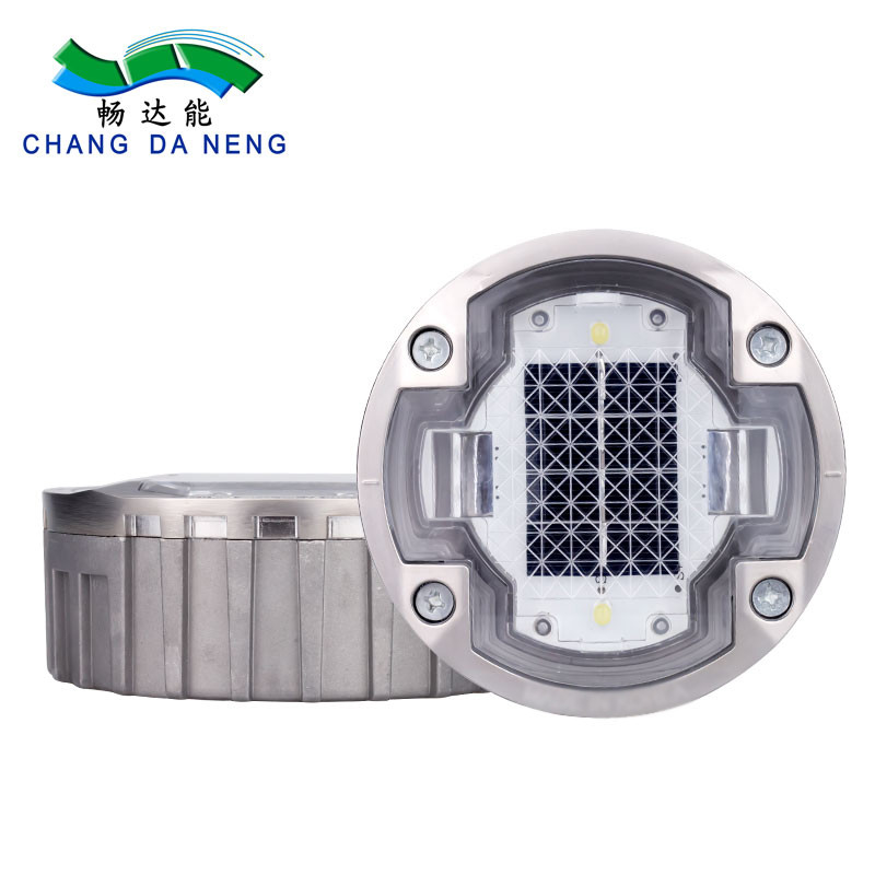 Stagno a LED solare alimentato da batterie Ni-Mh per una visibilità e prestazioni stradali ottimali