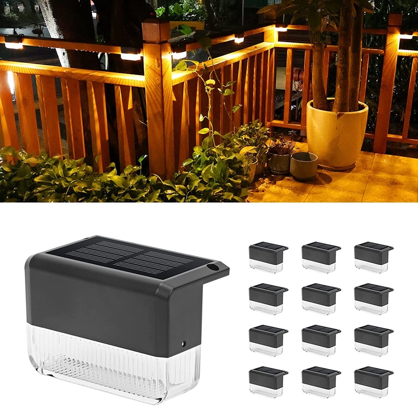 Luce a parete a energia solare costruita con batteria al litio ternaria per illuminazione LED RGB bianca calda