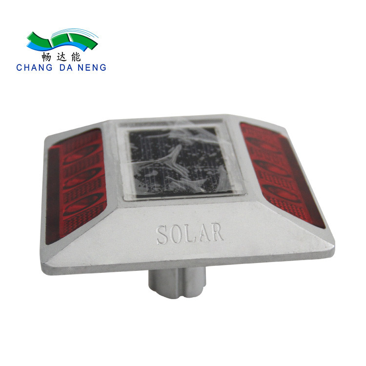 IP68 resistente all'acqua Spike solare LED riflettore in alluminio fuso luci di guida stradale con piedi