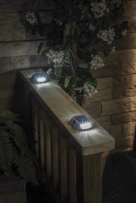 Aluminico impermeabile IP68 Riflettori laterali solari di strada Luci di marcatore Luci di punta solari
