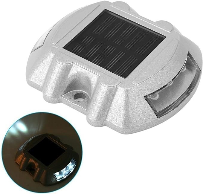 Riflettori stradali solari con montatura adesiva o a vite Led Qty 2PCS PER LATO -20°C A 70°C