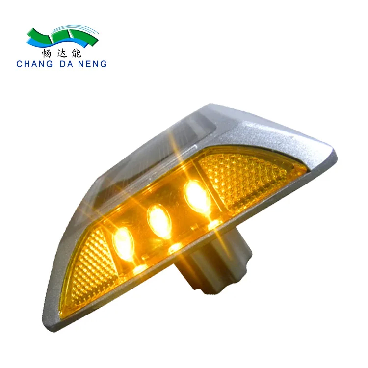 Riflettori stradali solari con montatura adesiva o a vite Led Qty 2PCS PER LATO -20°C A 70°C